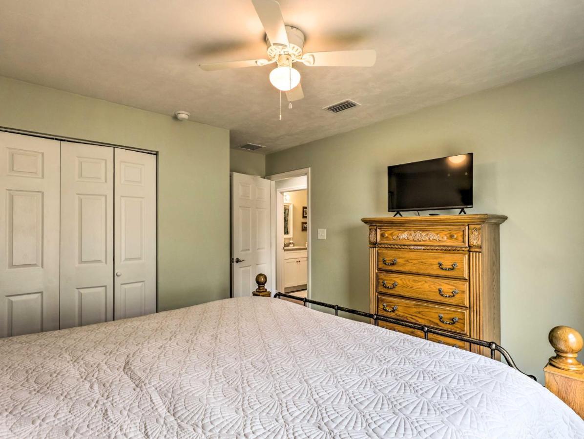 Family-Friendly Home, Walk To Steinhatchee River! Exterior photo